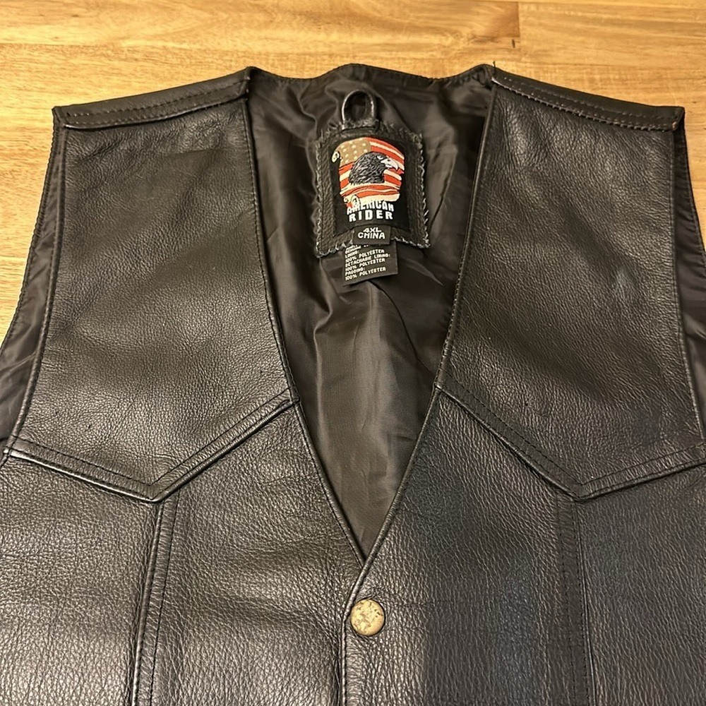 AMERICAN RIDER leather vest - Picture 3 of 10